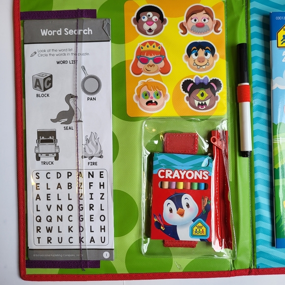 School Zone - Pre K On The Go Activity Learning Playset - Picture 4 of 6